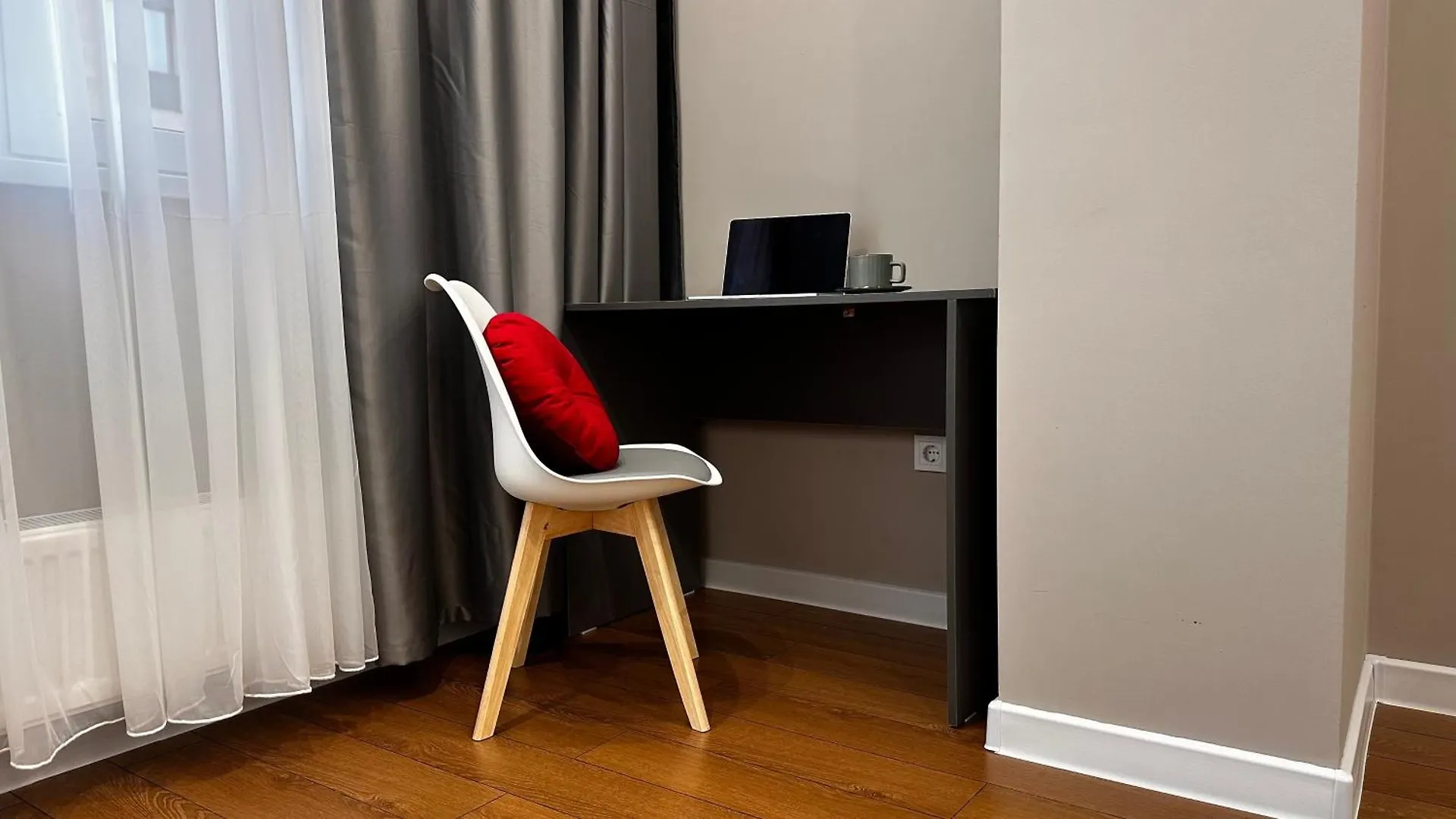 1 Bedroom Lux Apartment In Comfort City Residence Almaty