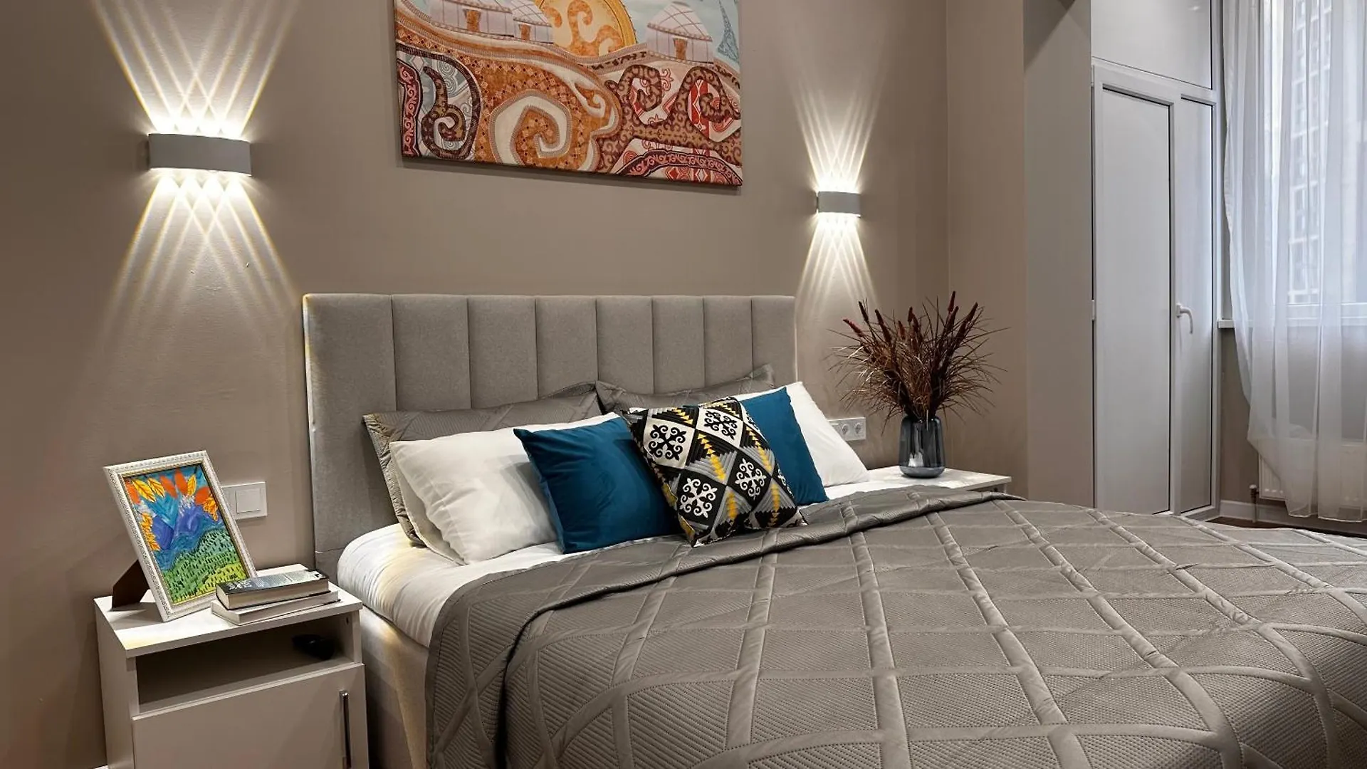 1 Bedroom Lux Apartment In Comfort City Residence Almaty