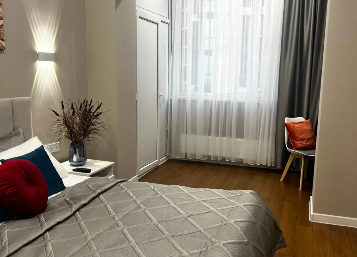 1 Bedroom Lux Apartment In Comfort City Residence Almaty
