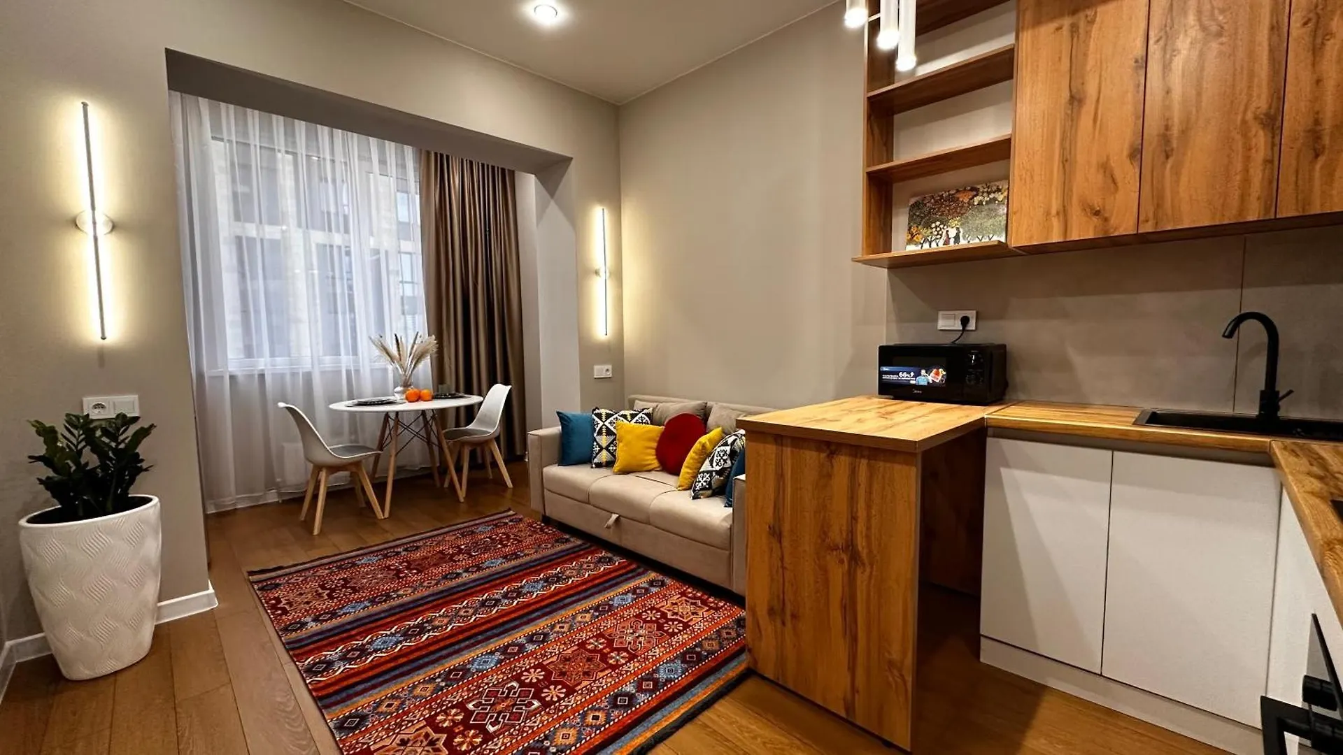 1 Bedroom Lux Apartment In Comfort City Residence Almaty