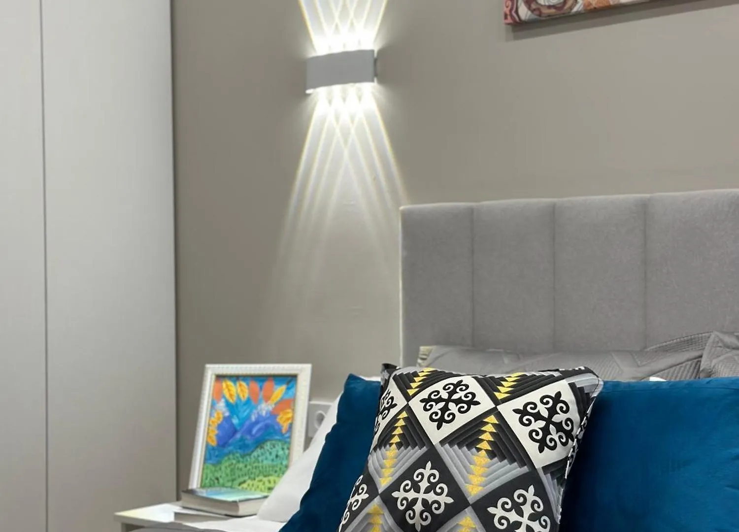 1 Bedroom Lux Apartment In Comfort City Residence Almatý