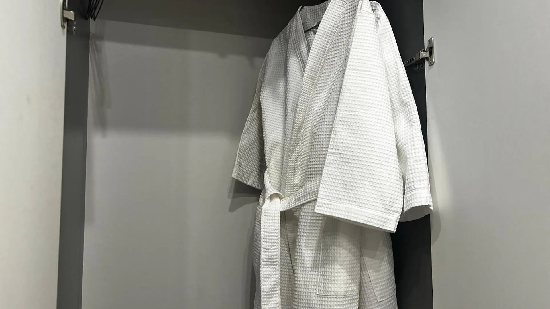 1 Bedroom Lux Apartment In Comfort City Residence Almatý