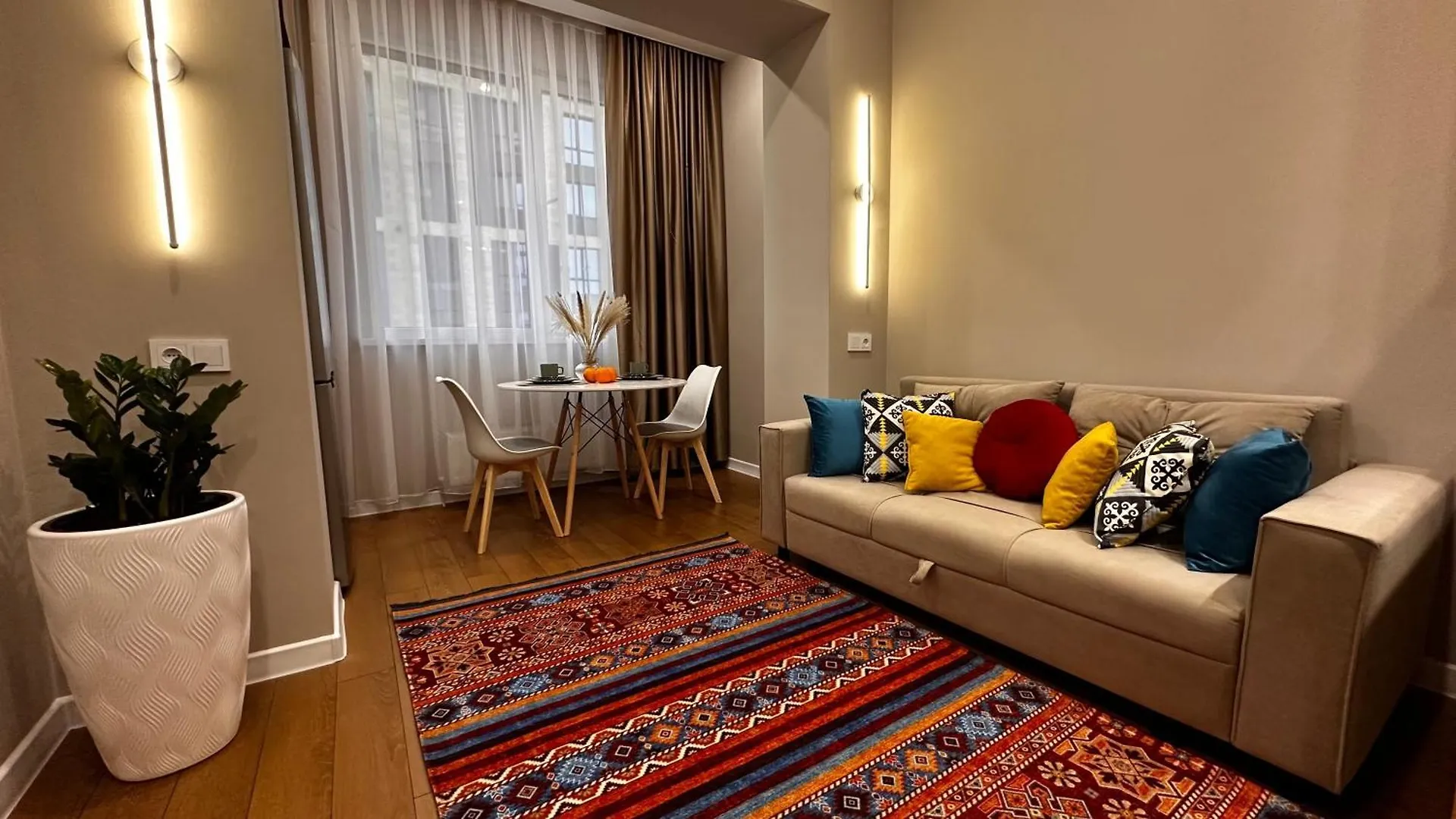 1 Bedroom Lux Apartment In Comfort City Residence Almatý Kazajstán